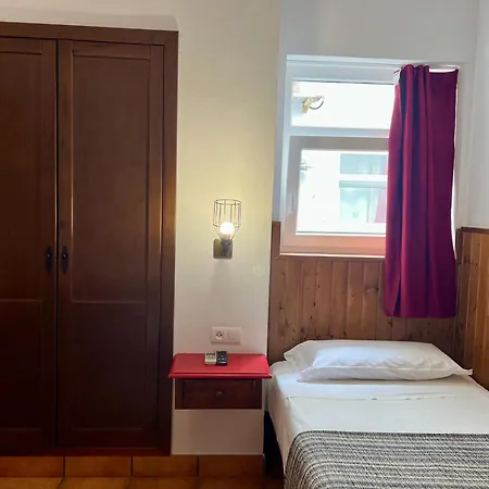 Guest house Real *